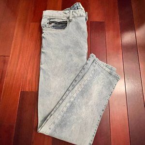 Jeanius Men's Washed Jeans NWT